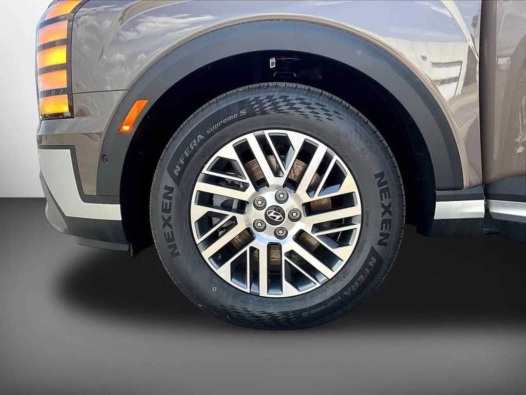 New 2026 Brown Hyundai SEL Premium image 9
