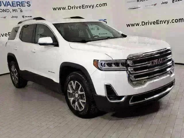 Used 2020 White GMC SLE image 3