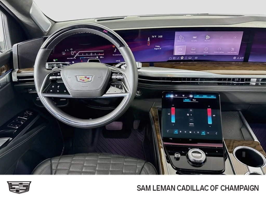 Used 2025 White Cadillac Sport Platinum image 24