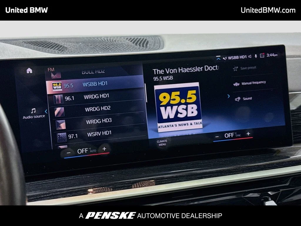 Used 2023 Black Sapphire Metallic BMW M60i image 8