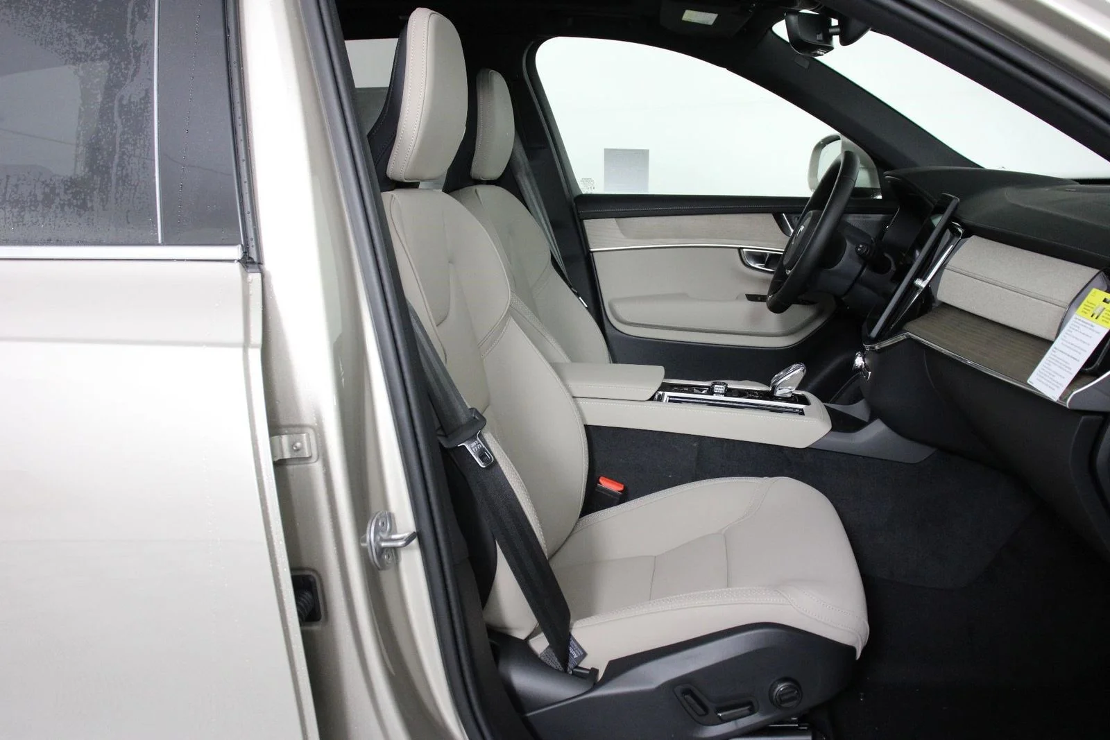 New 2026  Volvo T8 Plus image 10