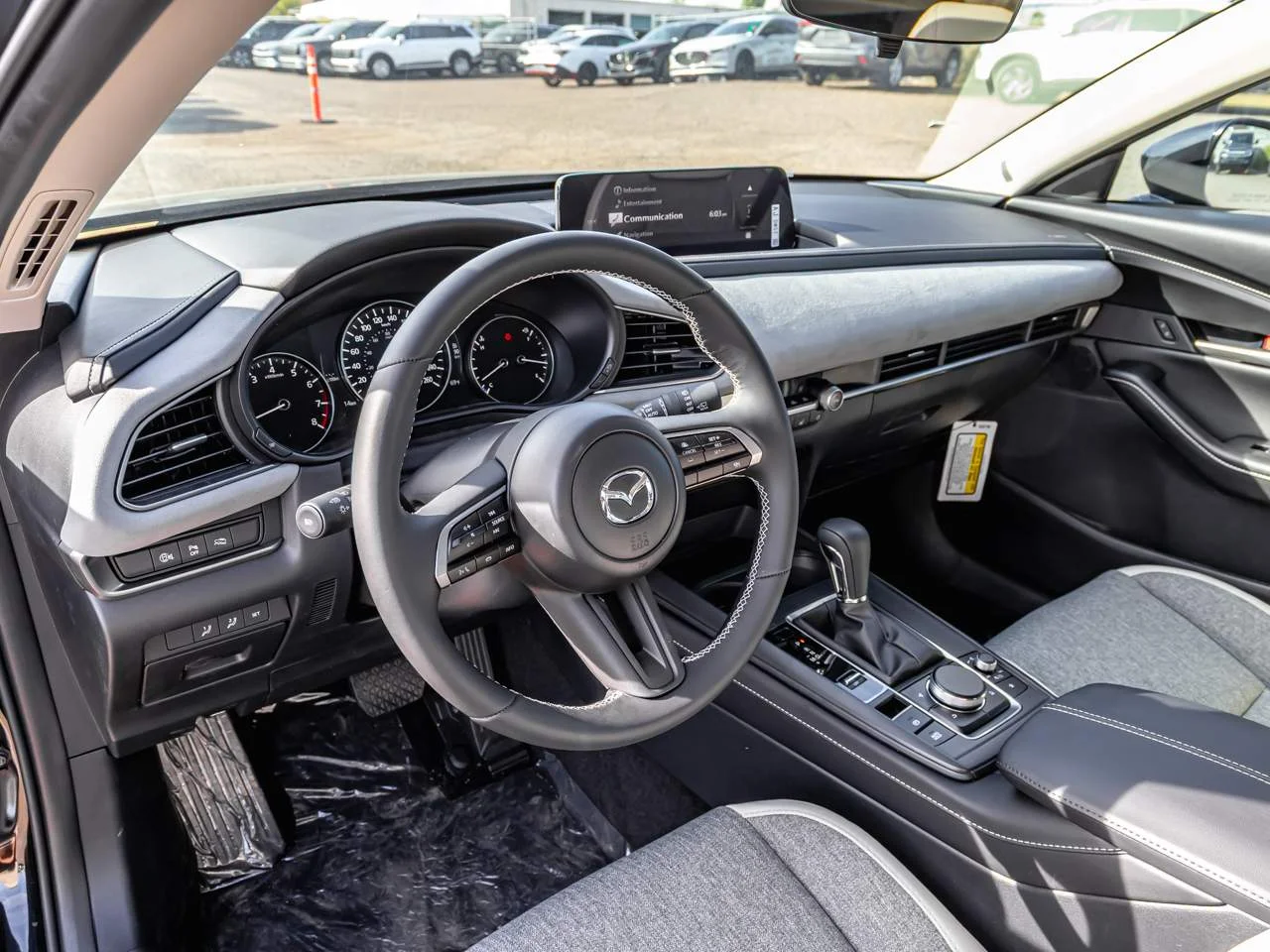 2026 Mazda CX-30 Aire Edition - Photo 11
