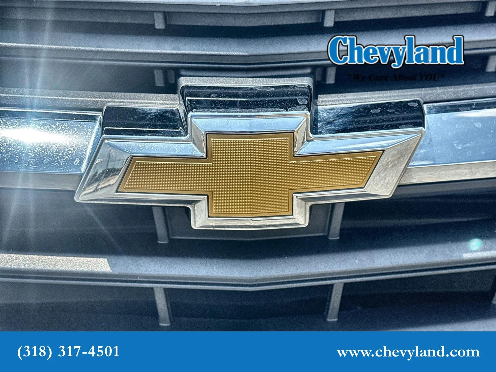 Certified Used 2020 NIGHTFALL GRAY METALLIC Chevrolet LT image 29