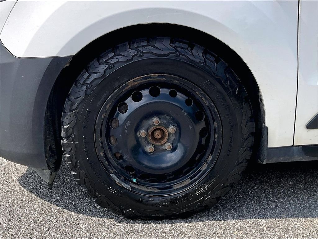 Used 2019 Frozen White Ford XL image 7