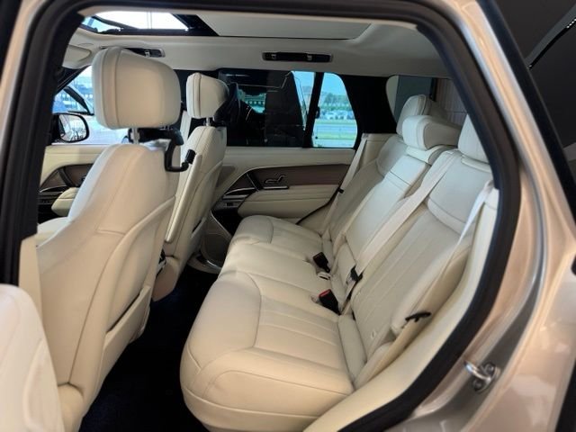 New 2026 Batumi Gold Land Rover SE image 10