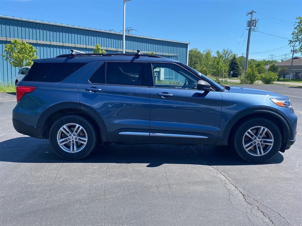 Used 2020 Blue Ford XLT image 11