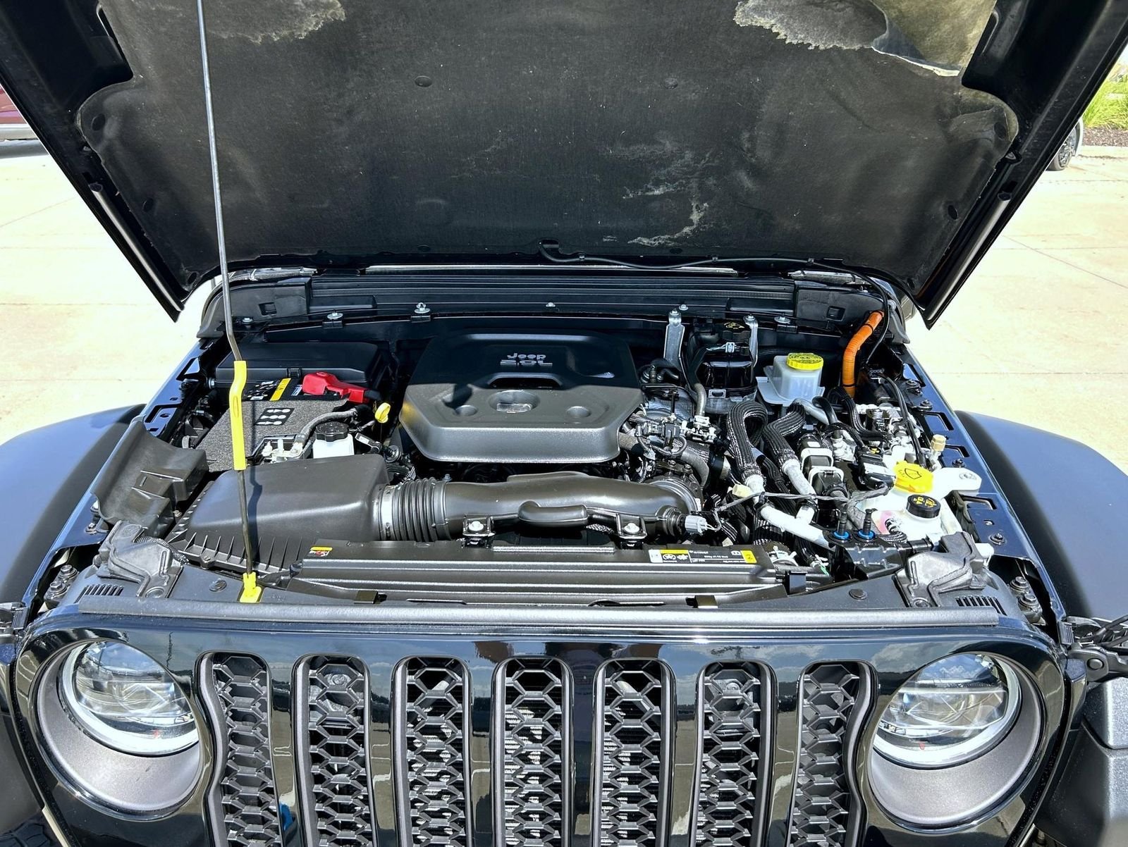 Used 2023 Black Jeep Rubicon 4xe image 23
