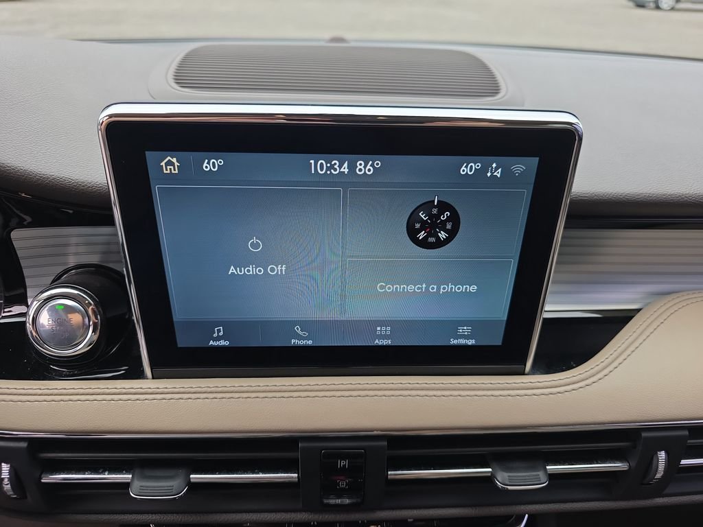 Used 2020 Ceramic White Lincoln Standard image 23