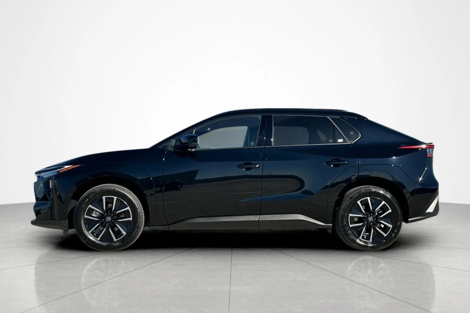 Certified Used 2026 BLACK METALLIC Toyota XLE Plus image 2