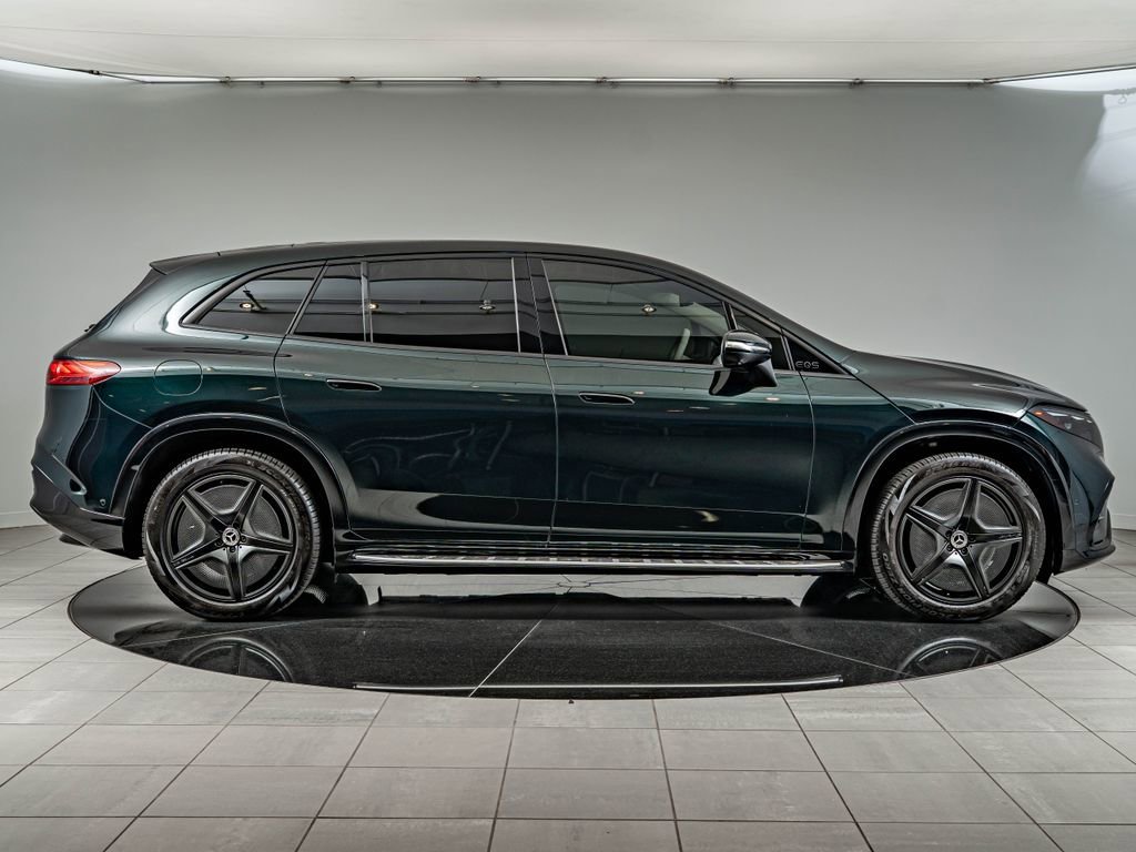 Certified Used 2023 Emerald Green Metallic Mercedes-Benz 450 image 4