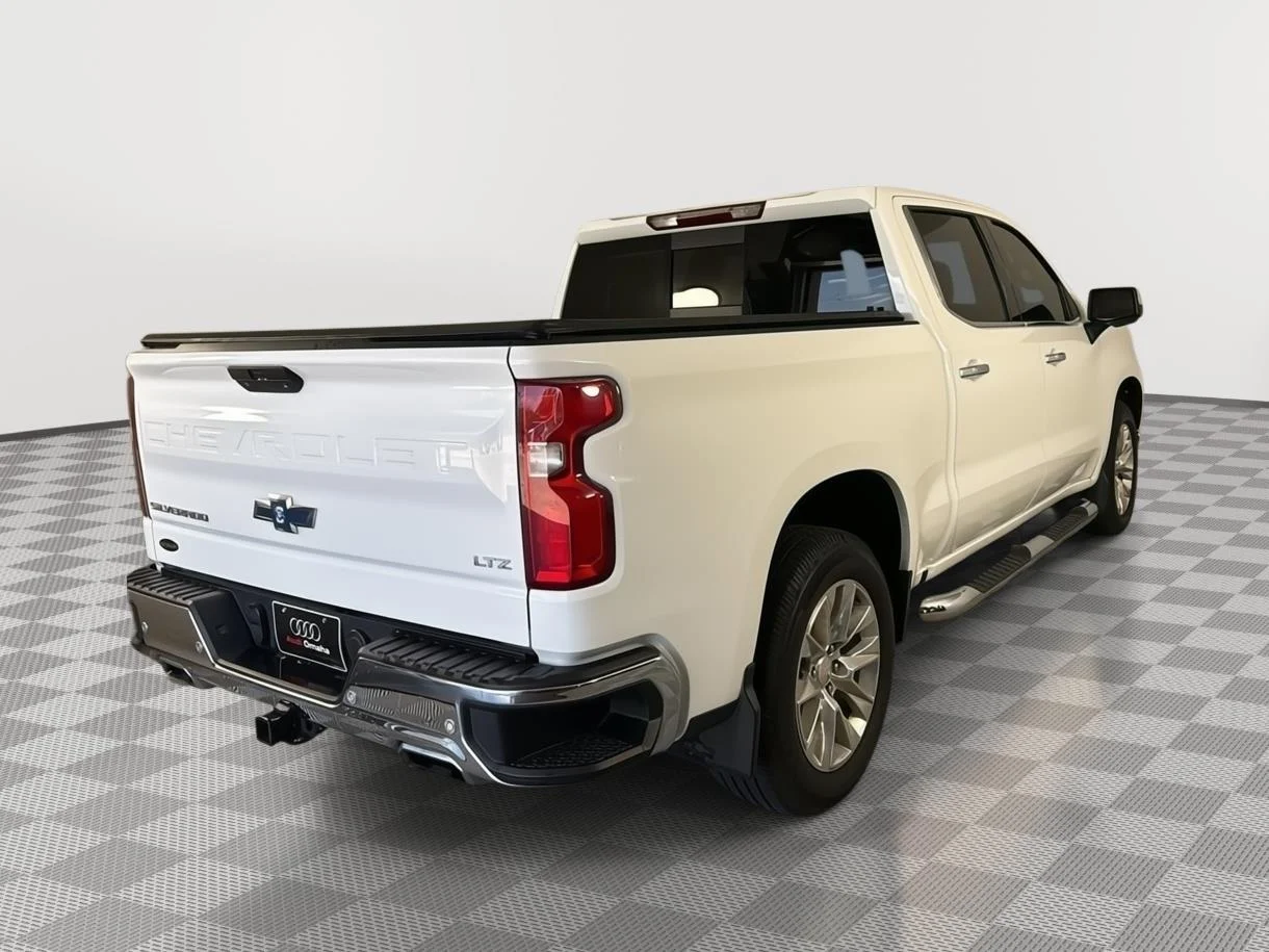 Used 2019 Summit White Chevrolet LTZ image 7