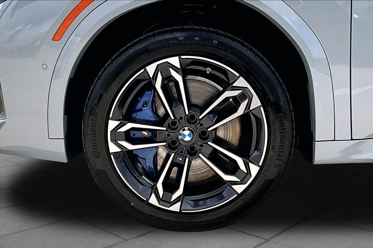 Used 2026 Brooklyn Grey Metallic BMW xDrive28i image 10