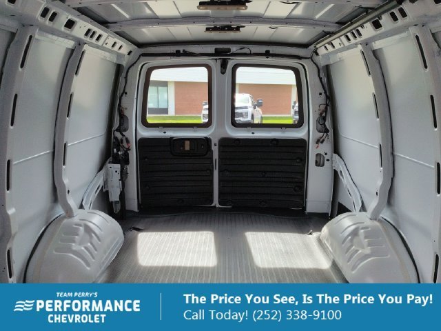 2026 Chevrolet Express Cargo Work Van - Photo 13