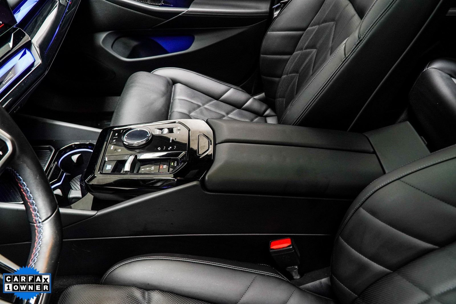 Used 2025 Gray BMW M60 image 17