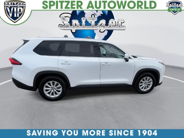 Used 2024 Beige Toyota XLE image 16