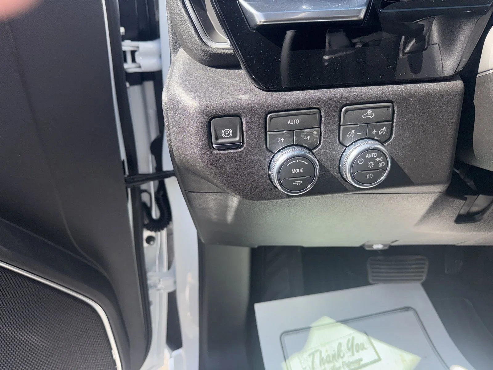 New 2026 Summit White GMC Elevation image 13