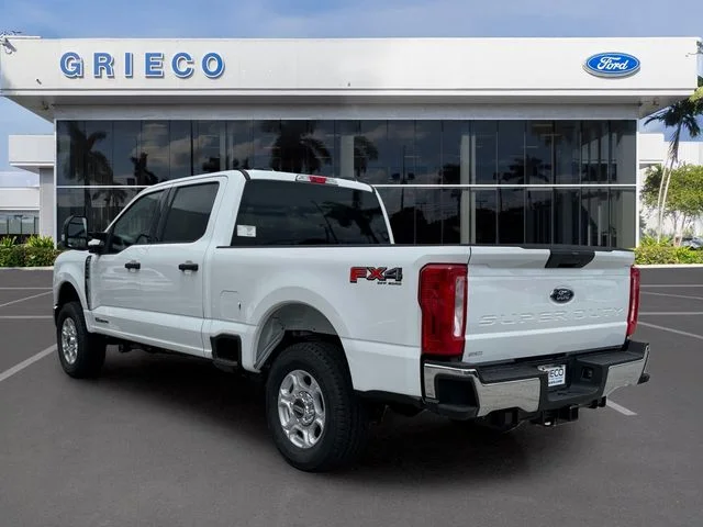 New 2026 Oxford White Ford F-250® XLT image 21