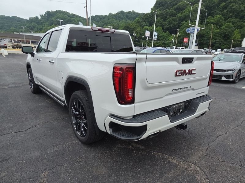 Used 2023 White GMC Denali image 5