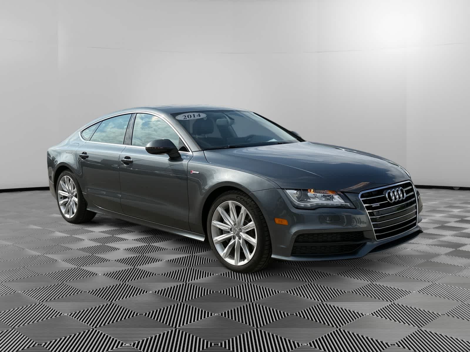 Used 2014 Daytona Gray Pearl Effect Audi 3.0 Prestige image 3