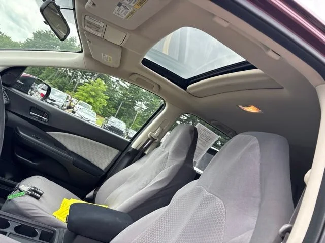Used 2016 Red Honda EX image 16