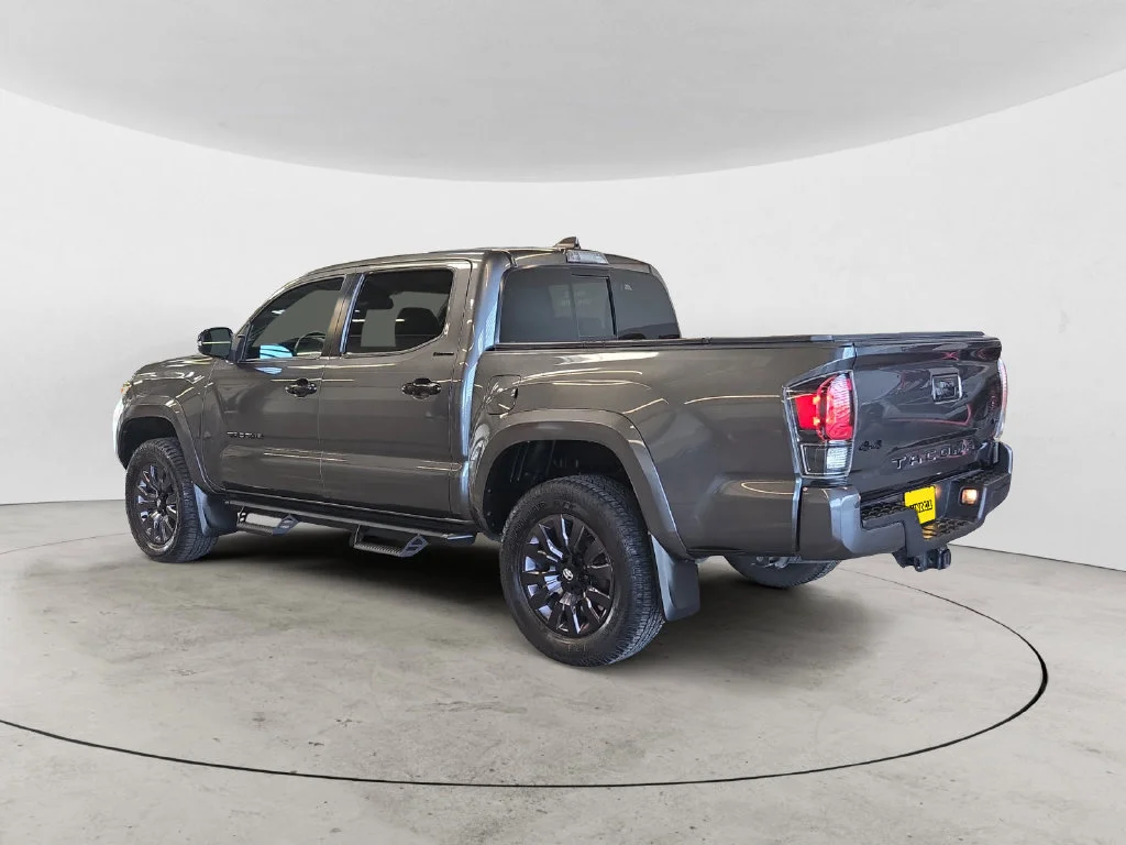 Used 2022 Gray Toyota Limited image 11