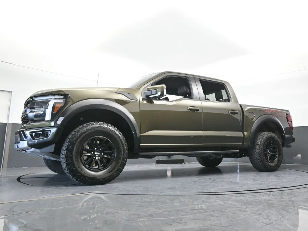 Used 2025 Green Ford Raptor image 64