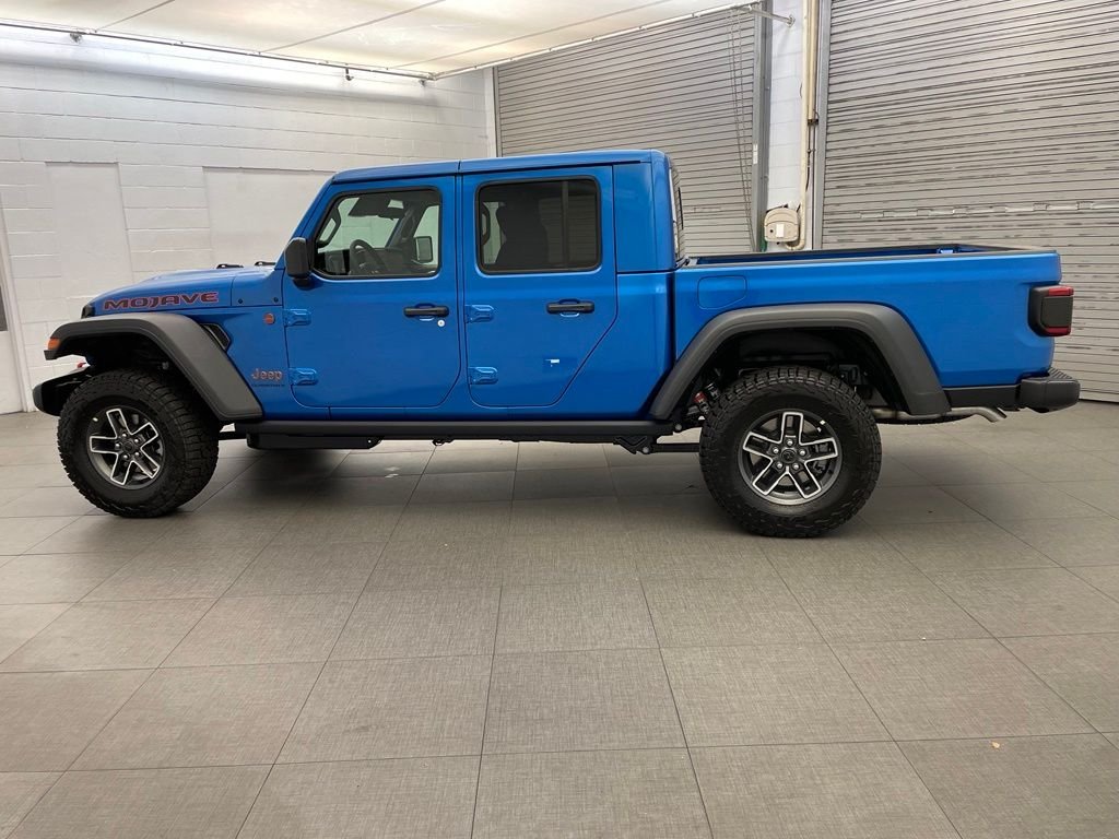 New 2026 Hydro Blue Pearl-Coat Exterior Paint Jeep Mojave image 5