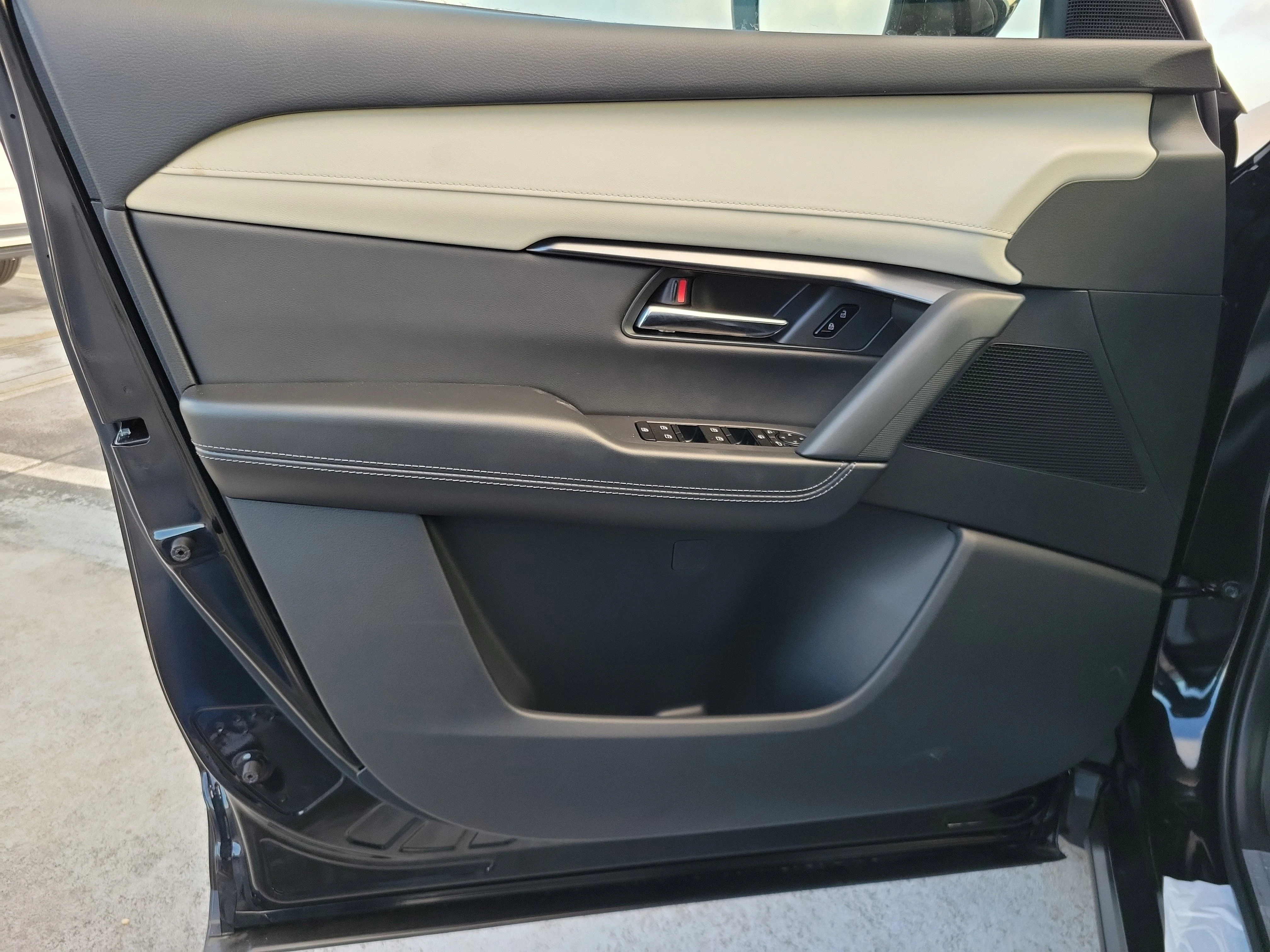 New 2026 Jet Black Mica Mazda 2.5 S Select AWD image 10