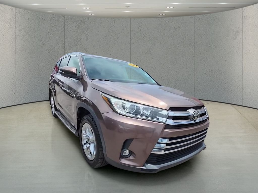 Used 2019 Brown Toyota Limited image 35