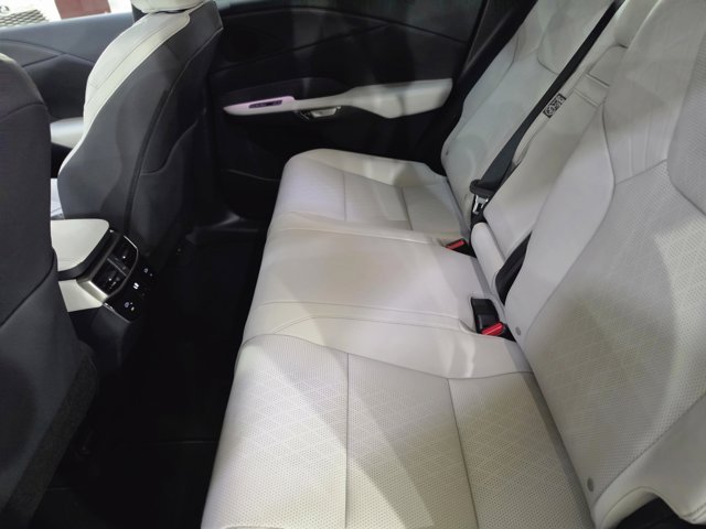 2026 Lexus RX 350h Premium - Photo 18