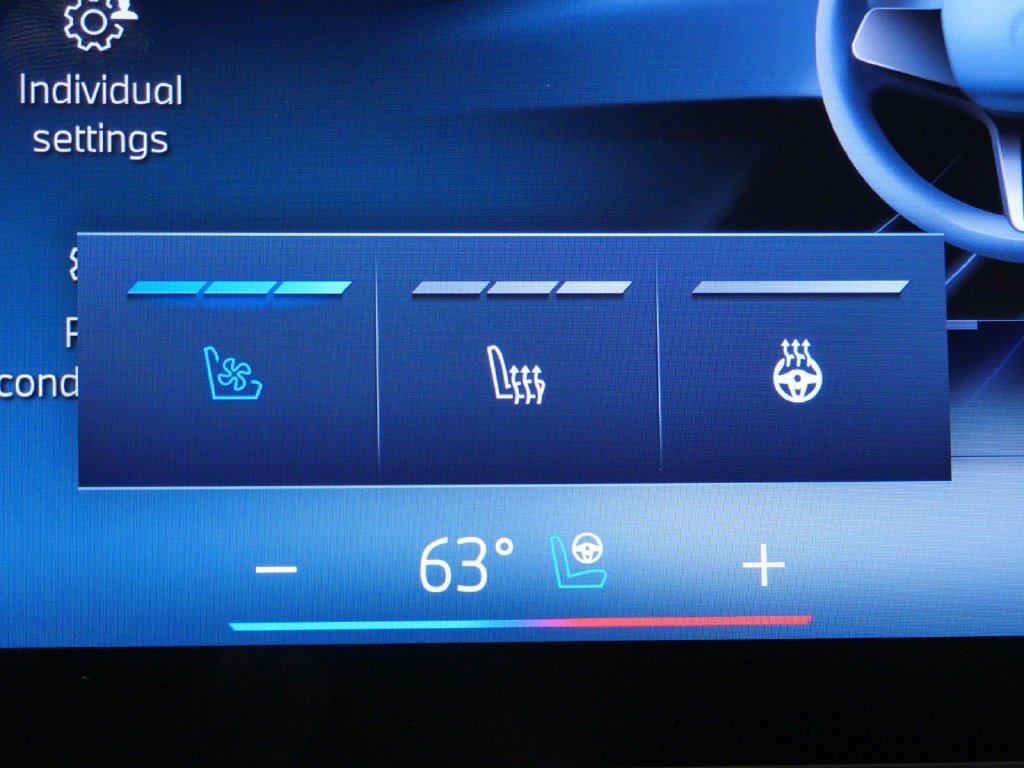 New 2026 Mineral White Metallic BMW xDrive50e image 46