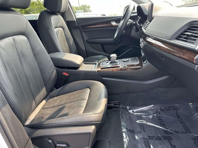 Used 2020 White Audi 45 Premium image 16