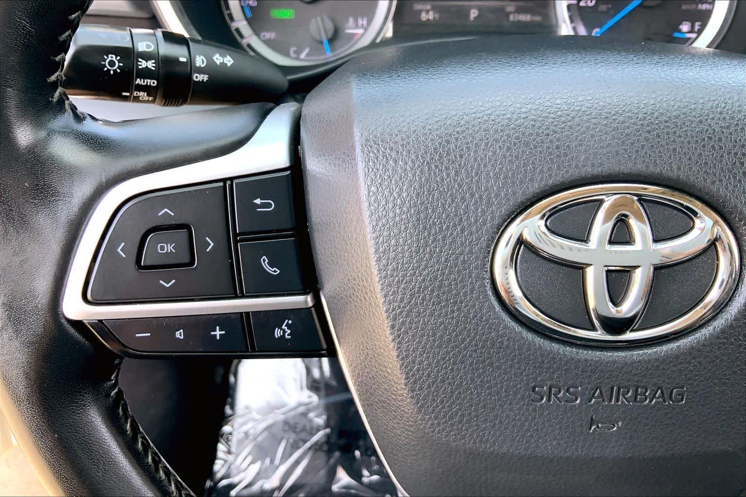 Used 2023 Celestial Silver Metallic Toyota Hybrid XLE image 24
