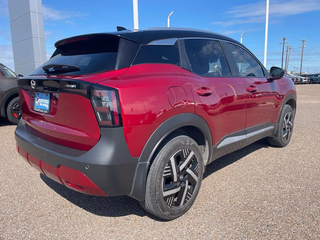 Used 2025 Red Nissan SV image 3