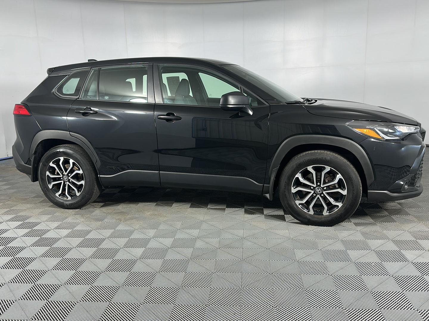 Used 2024 Jet Black Toyota Hybrid S image 8