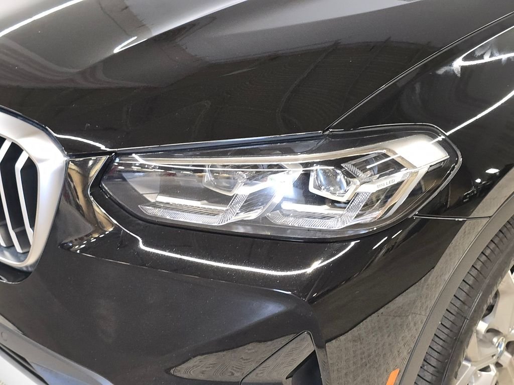 Used 2022  BMW xDrive30i image 15