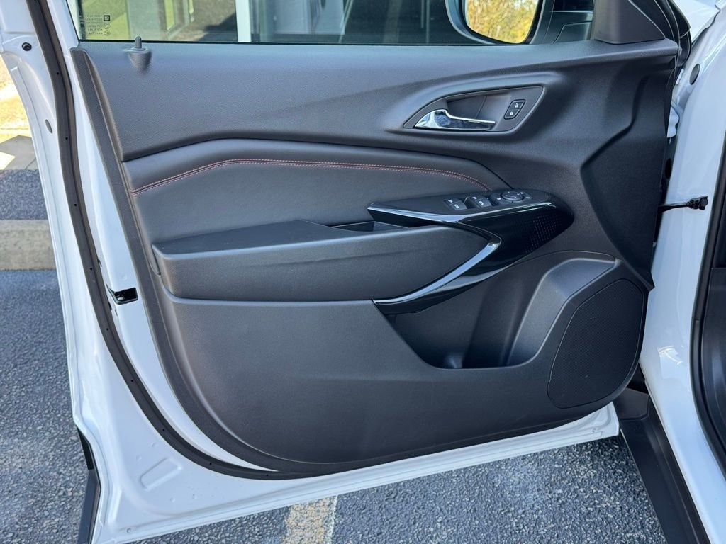 2026 Chevrolet Trax RS - Photo 21