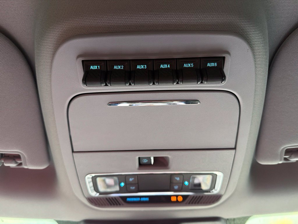 Used 2024 Black Metallic Ford Lariat image 27