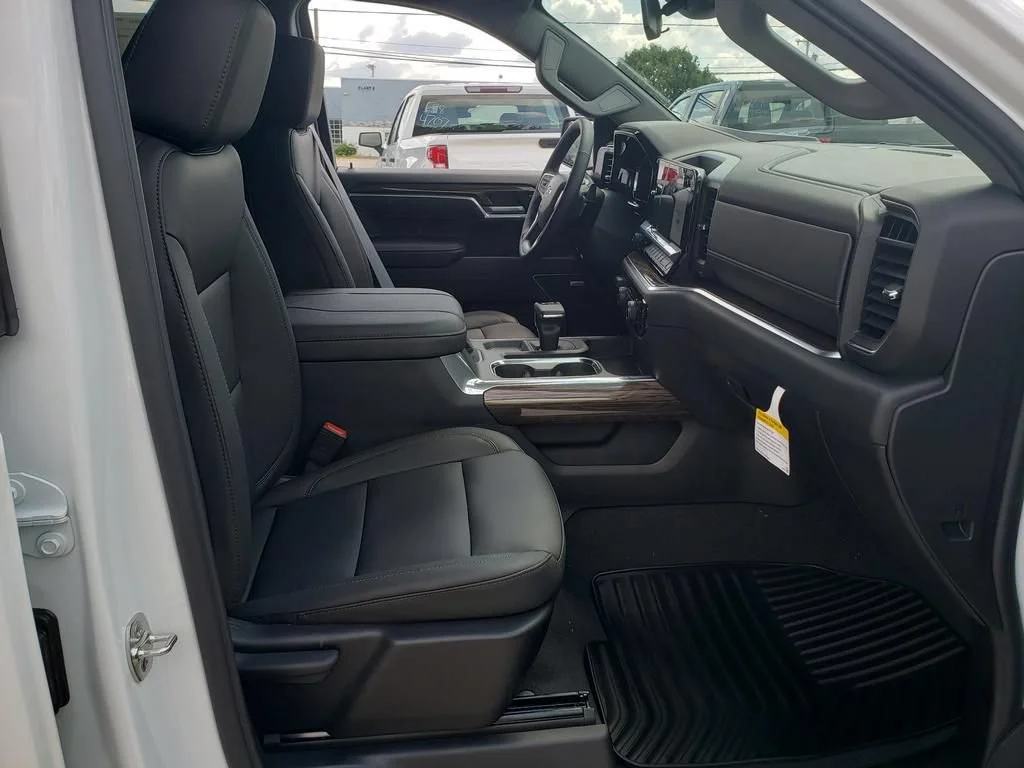2026 Chevrolet Silverado 1500 RST - Photo 22