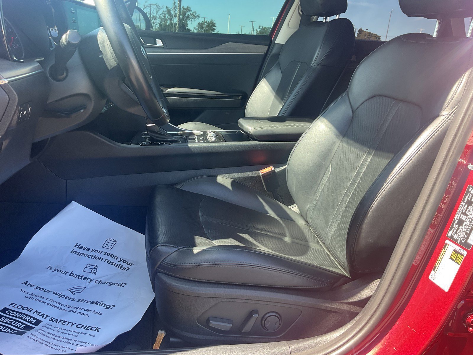 Used 2021 Passion Red Kia EX image 15