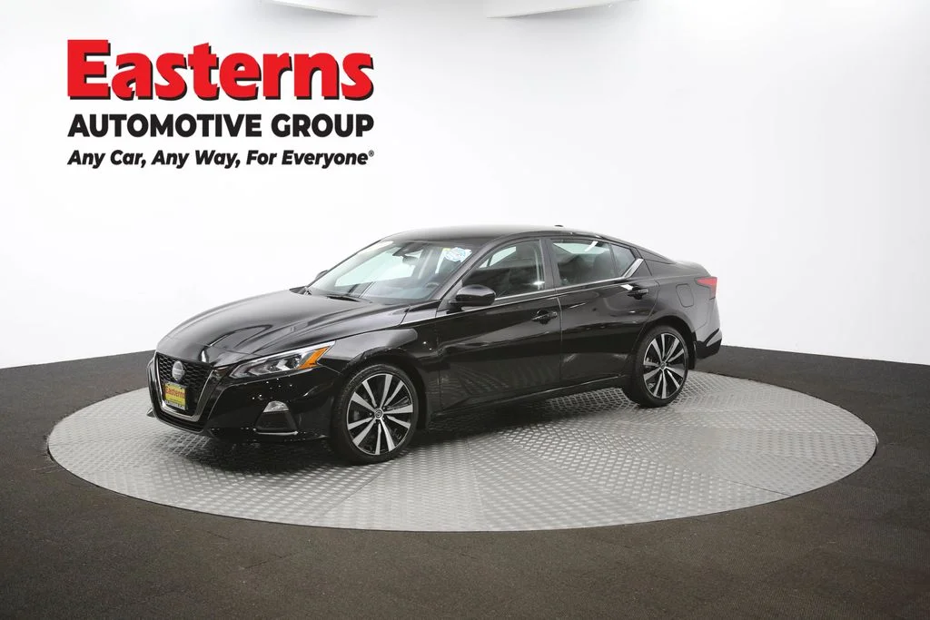 Used 2022 Black Nissan 2.5 SR image 53
