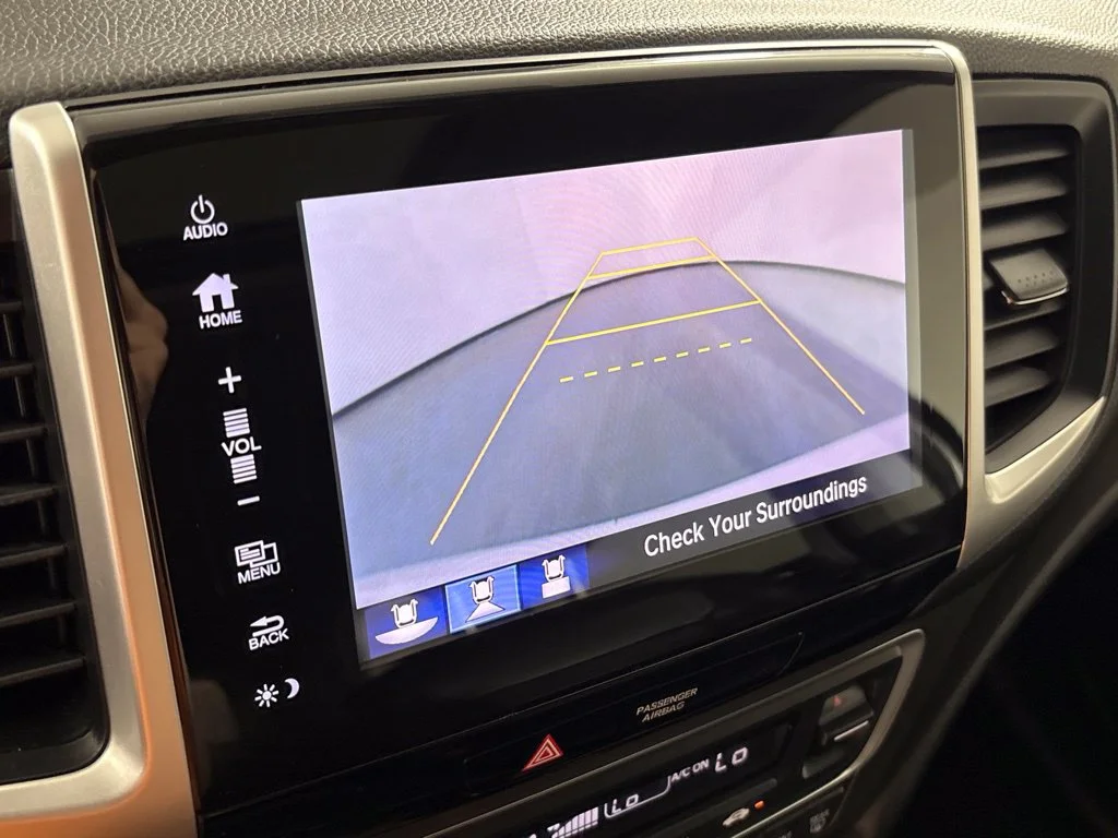 Used 2017  Honda EX-L image 37