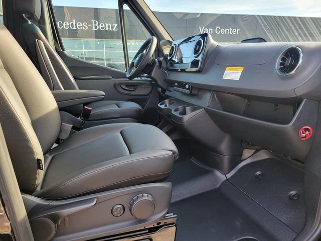 2025 Mercedes-Benz Sprinter Passenger Van Base - Photo 10