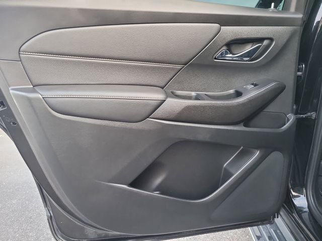 Used 2023 Black Chevrolet Premier image 9