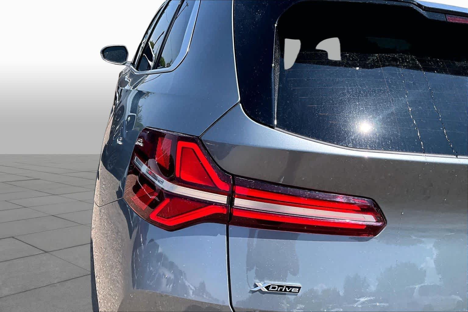 New 2026 Skyscraper Grey Metallic BMW 30 xDrive image 14
