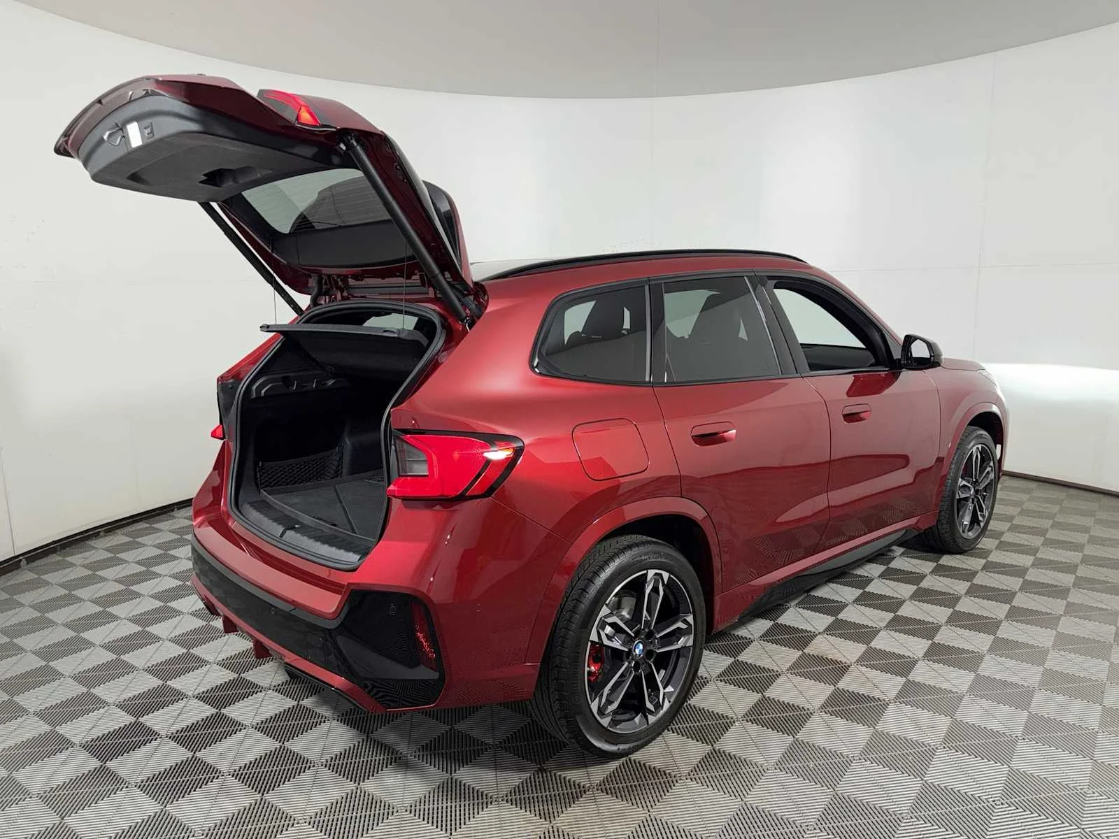 2026 BMW X1 28i - Photo 22