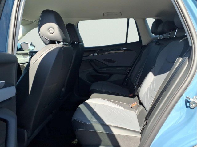 New 2026 Monterey Blue Pearl Volkswagen SE 4Motion image 12