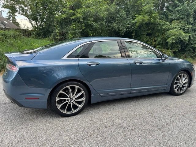 Used 2019 Diamond Lincoln Reserve image 5