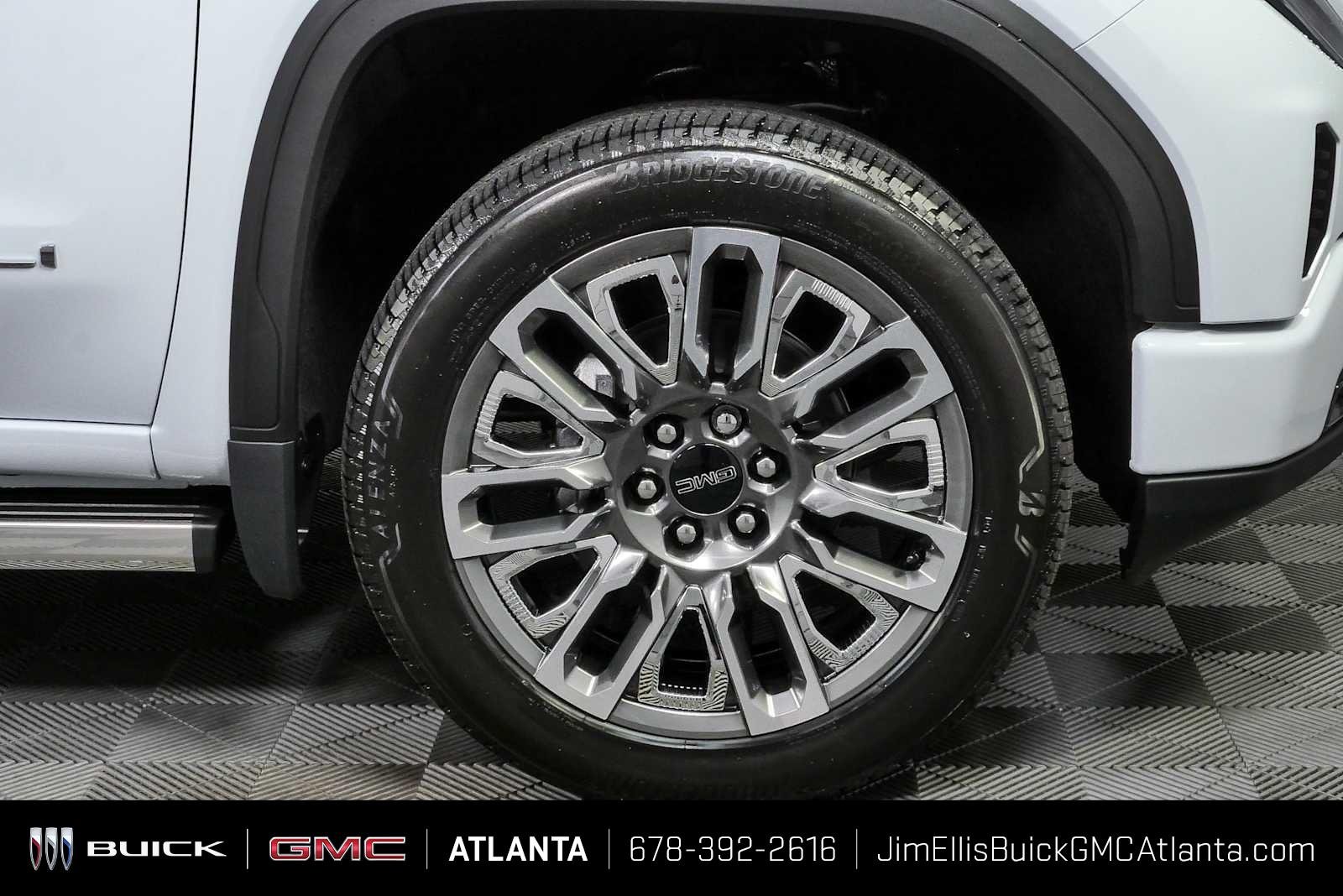 New 2026 Glacier White Tricoat GMC Denali Ultimate image 38