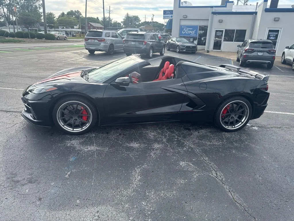 Used 2021 Black Chevrolet Stingray image 14